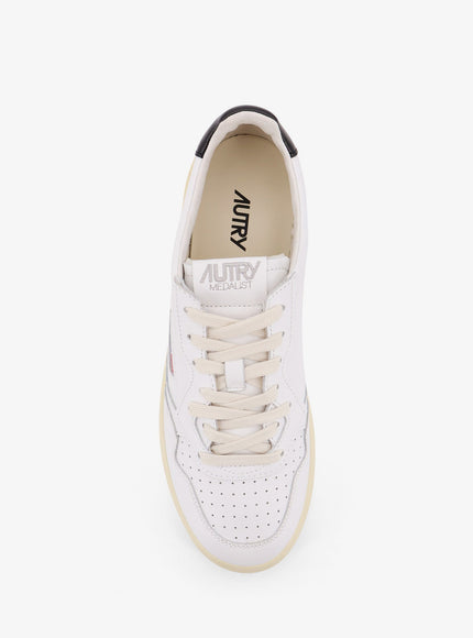 Autry Medalist Low Leather Low-Top Sneakers