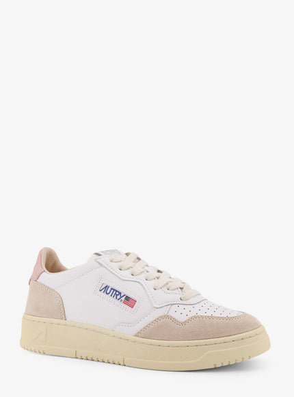 Autry Medalist Low Low-Top Leather Sneakers