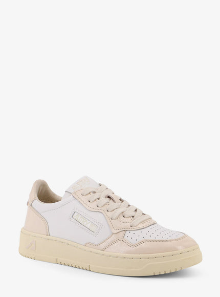 Autry Medalist Low Low-Top Leather Sneakers