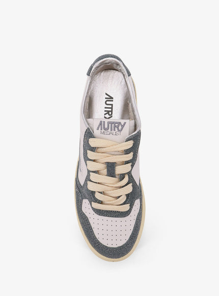 Autry Medalist Low Low-Top Leather Sneakers