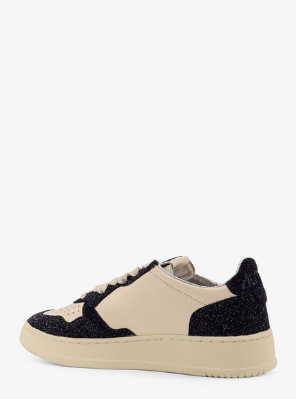 Autry Medalist Low Low-Top Leather Sneakers