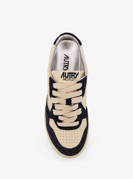 Autry Medalist Low Low-Top Leather Sneakers