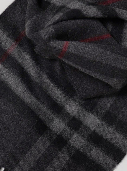 Burberry Cachemere Scarf With Giant Check Motif