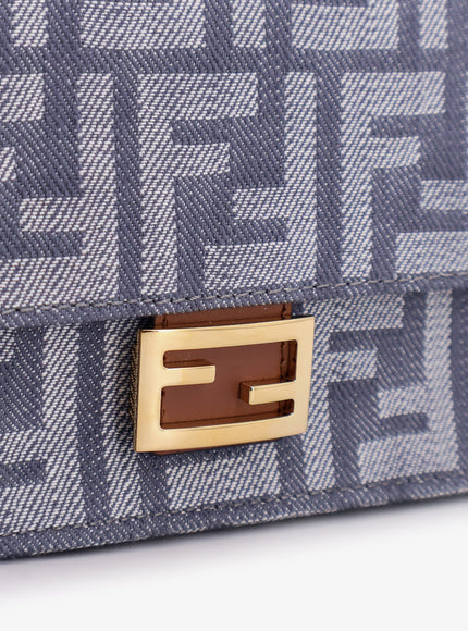 Fendi Baguette Wallet On Chain Leather Shoulder Bag With Ff Motif