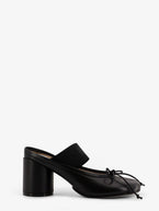36 / Black