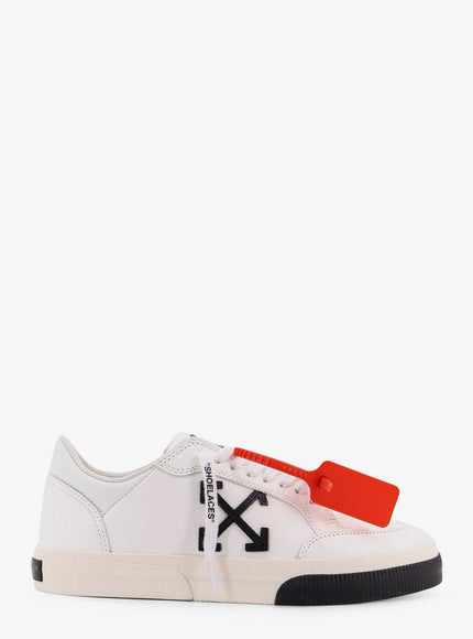 Off White Vulc Low Leather Low-Top Sneakers White - Black