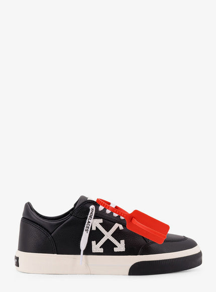Off White Vulc Low Leather Low-Top Sneakers Black - White