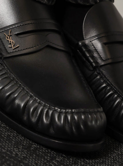 Saint Laurent Laurent 05 Leather Loafers