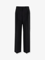 4 / Black