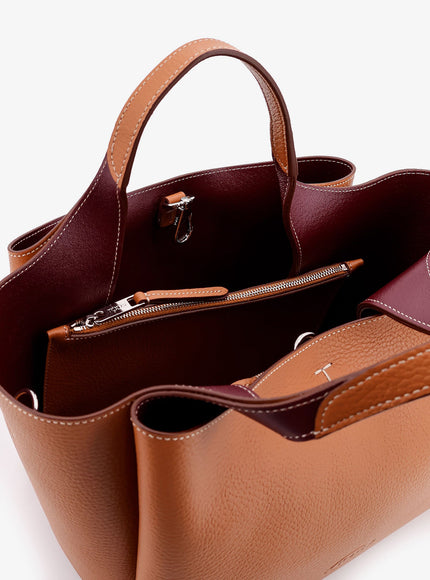 Tod's Leather Shoulder Bag