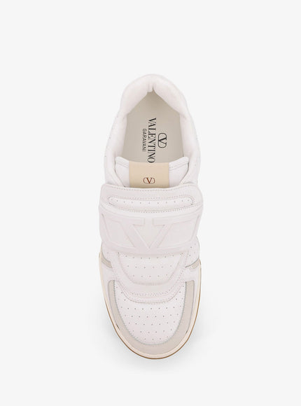 Valentino Garavani Valentino Garavani Joie De Jouer Leather Low-Top Sneakers
