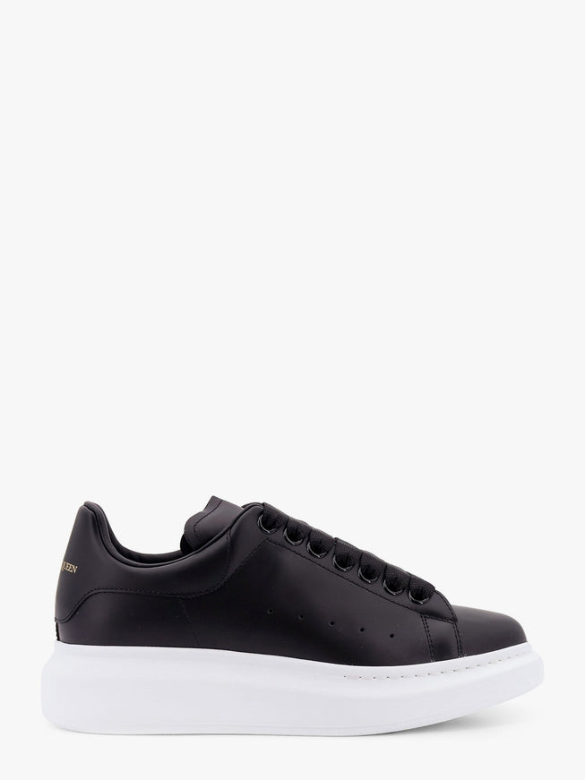 Alexander Mcqueen Larry Leather Sneakers With Logo Detail On The Back Nero