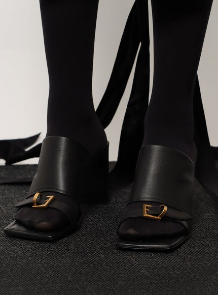 Balenciaga Bel Air Leather Sandals