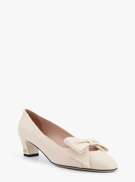 Valentino Garavani Bowow Leather Pump With Bow Detail