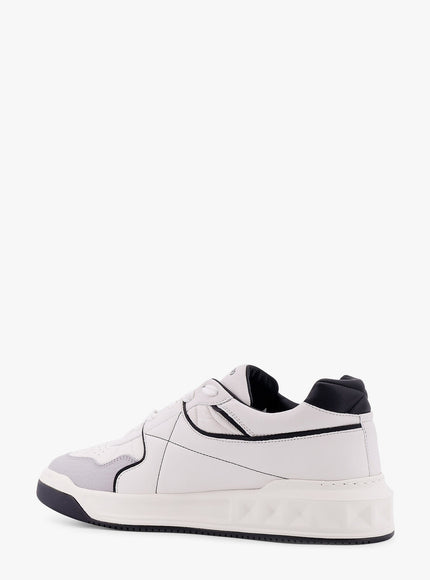 Valentino Garavani One-Stud Low-Top Valentino Garavani Leather Sneakers