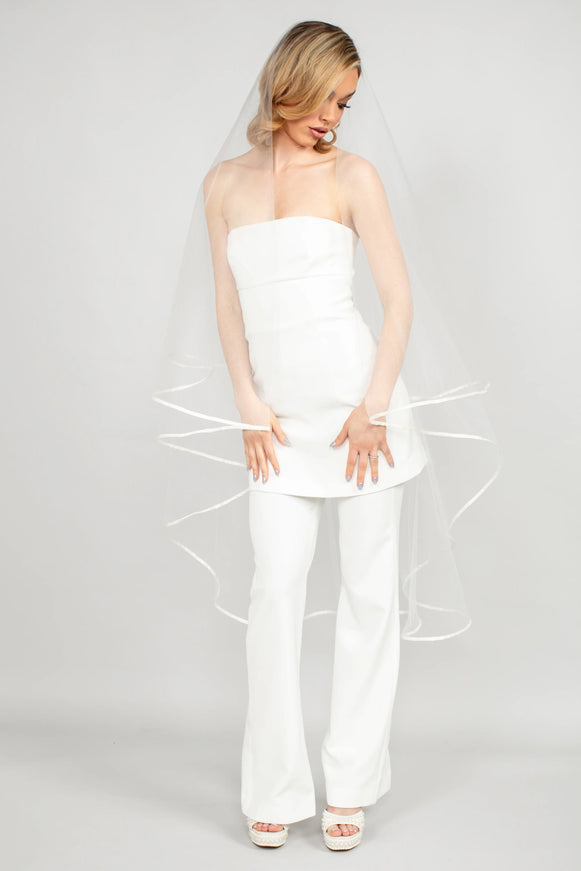 Ariel Taub 2600 Ribbon Veil