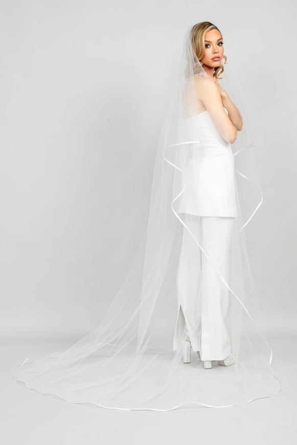 Ariel Taub 2601 Chapel Veil with Ribbon Edge