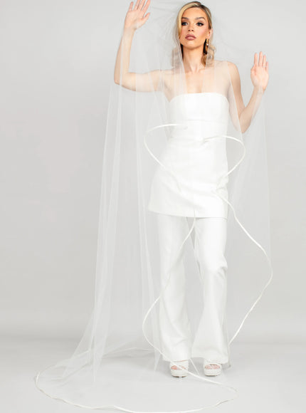 Ariel Taub 2601 Chapel Veil with Ribbon Edge