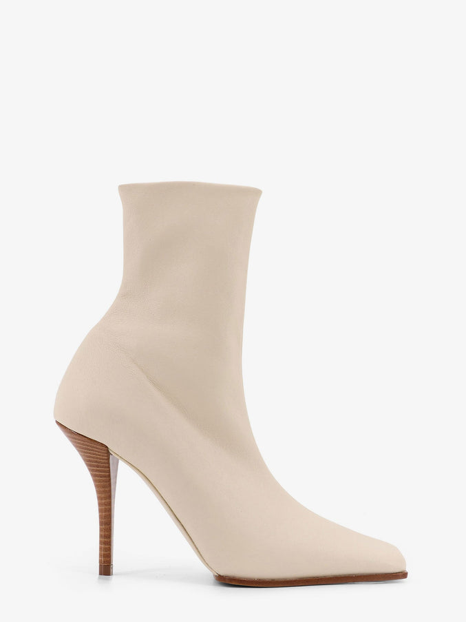 Alaia Leather Boots Argile