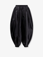36 / Noir Alaia