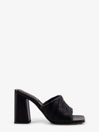 36 / Black