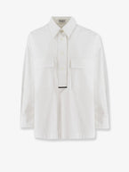Xs / White
