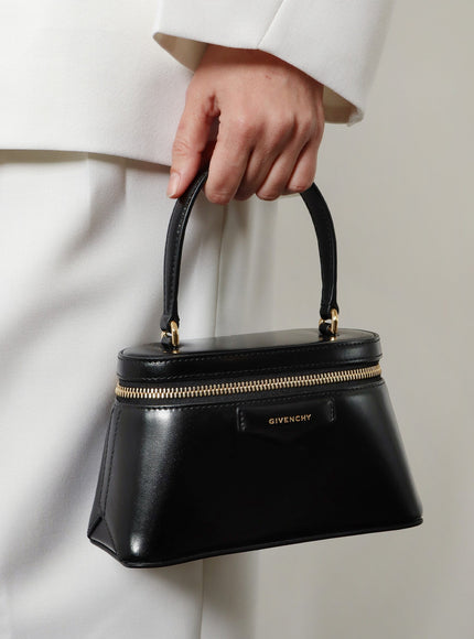 Givenchy Vanity Antigona Leather Handbag With Lettering Logo On The Front