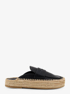 36 / Black