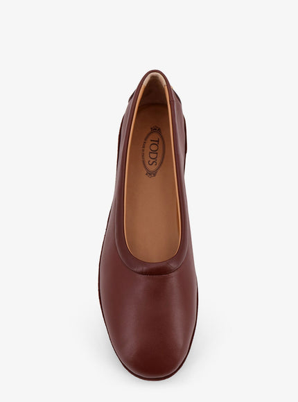Tod's Leather Ballerina With Gomminos Detail On The Back