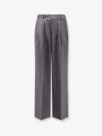 28 / Grey Stripe