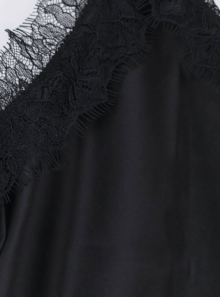 Tonywack Satin Top With Lace Profiles