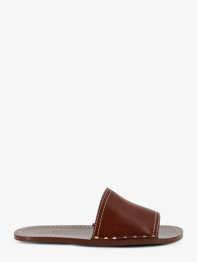 Toteme Low Leather Sandals With Metal Studs On The Sides Sienna