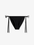 Xs / Black