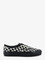 7.5 / Black Marshmllw
