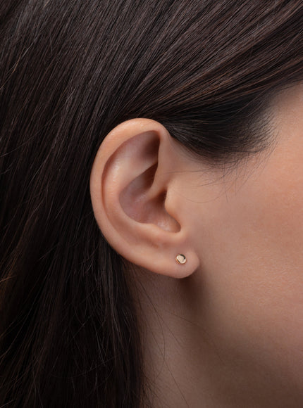 Zoe Lev 14K Gold Small Disc Stud Earrings
