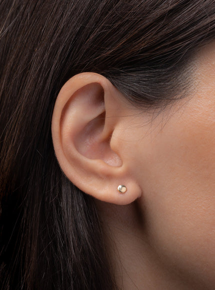 Zoe Lev 14K Gold Small Disc Stud Earrings