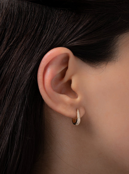 Zoe Lev Diamond Pave Dome Claw Huggie Earrings