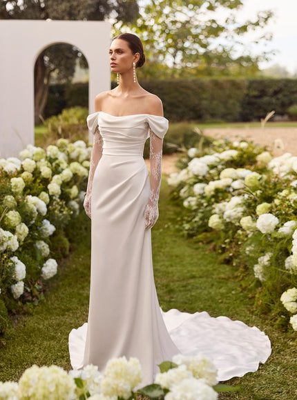 Rosa Clará Nahe Wedding Gown