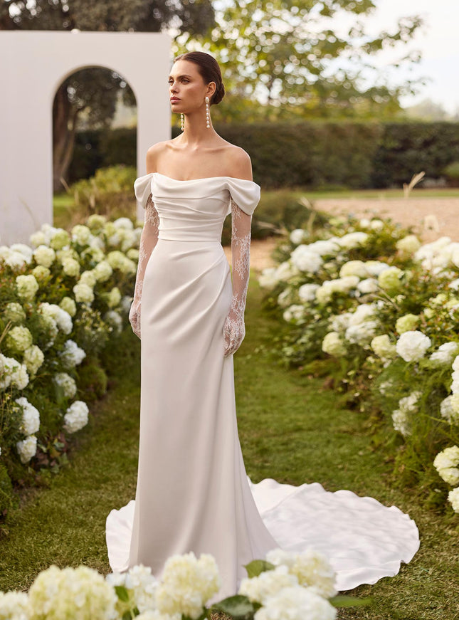 Rosa Clará Nahe Wedding Gown