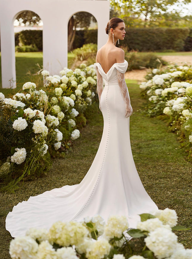 Rosa Clará Nahe Wedding Gown