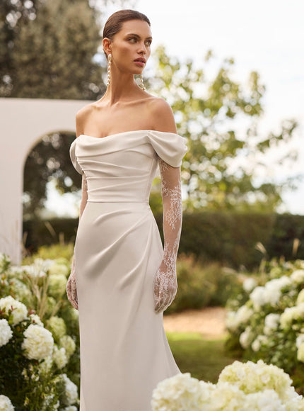 Rosa Clará Nahe Wedding Gown
