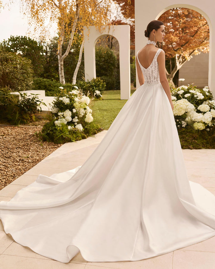 Rosa Clará Ness Wedding Gown