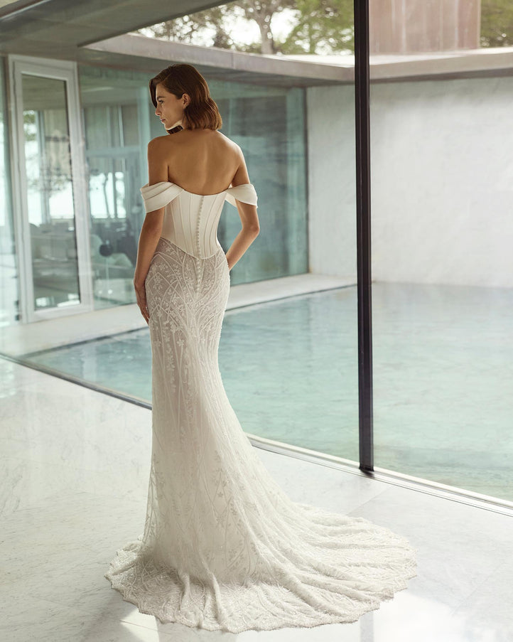 Rosa Clará Soft Gio Wedding Gown