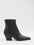 36 / Black