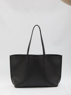 QT / Black
