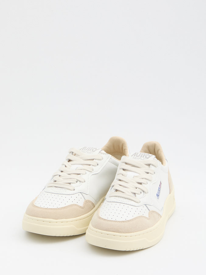 Autry Medalist Low Sneakers