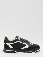 10 / Black