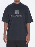 L / Black