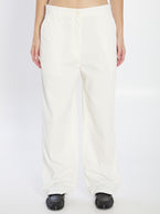 2 / White