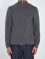 L / Grey